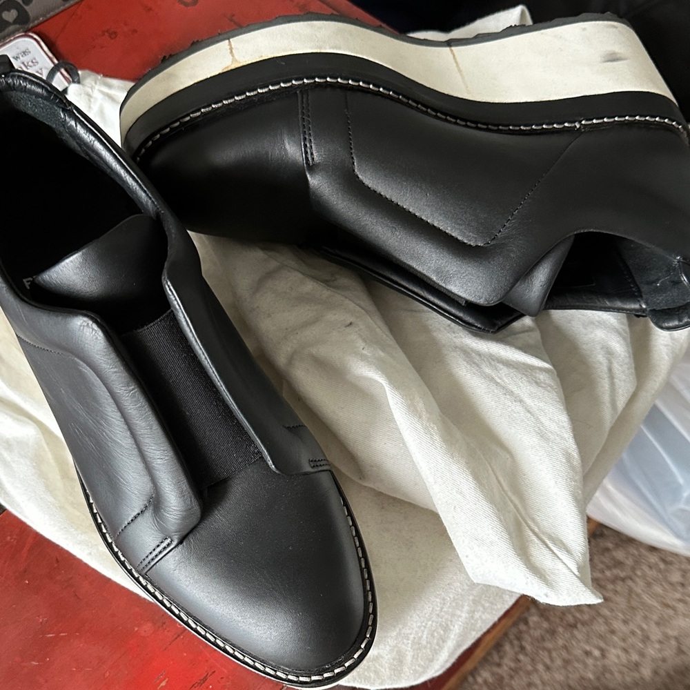 Pierre Hardy Black Leather Slip-Ons with White Trim